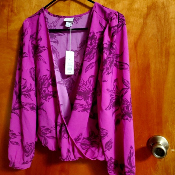 a new day Tops - Stunning NWT A New Day blouse M